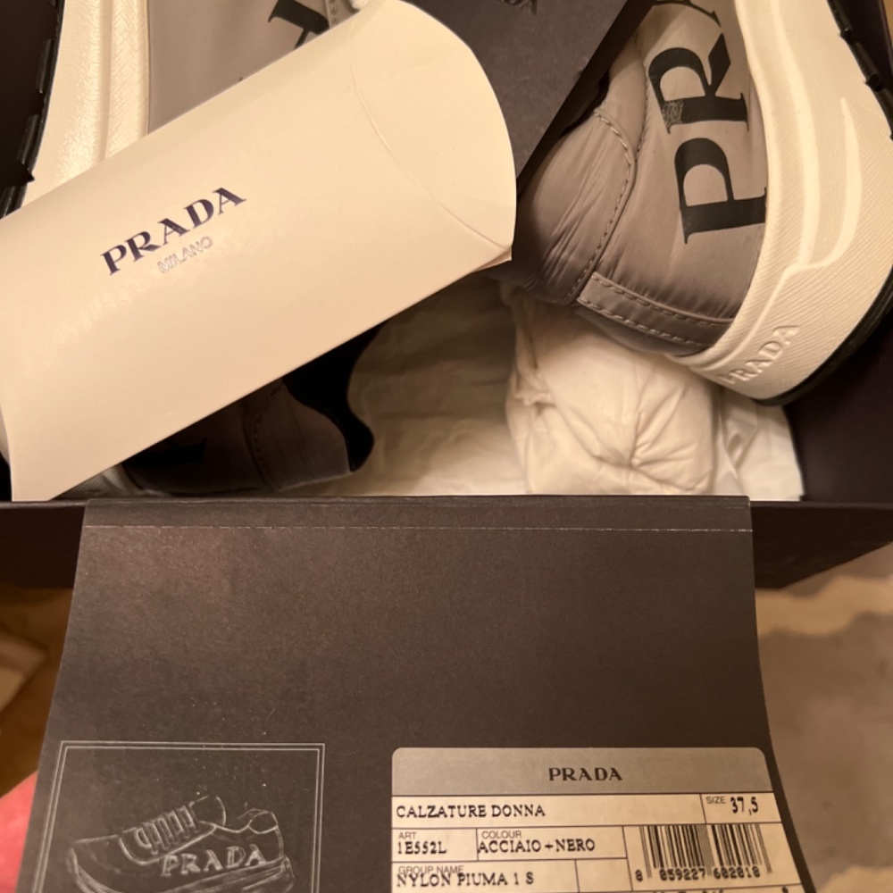 Prada footwear. - Picture 4 of 5